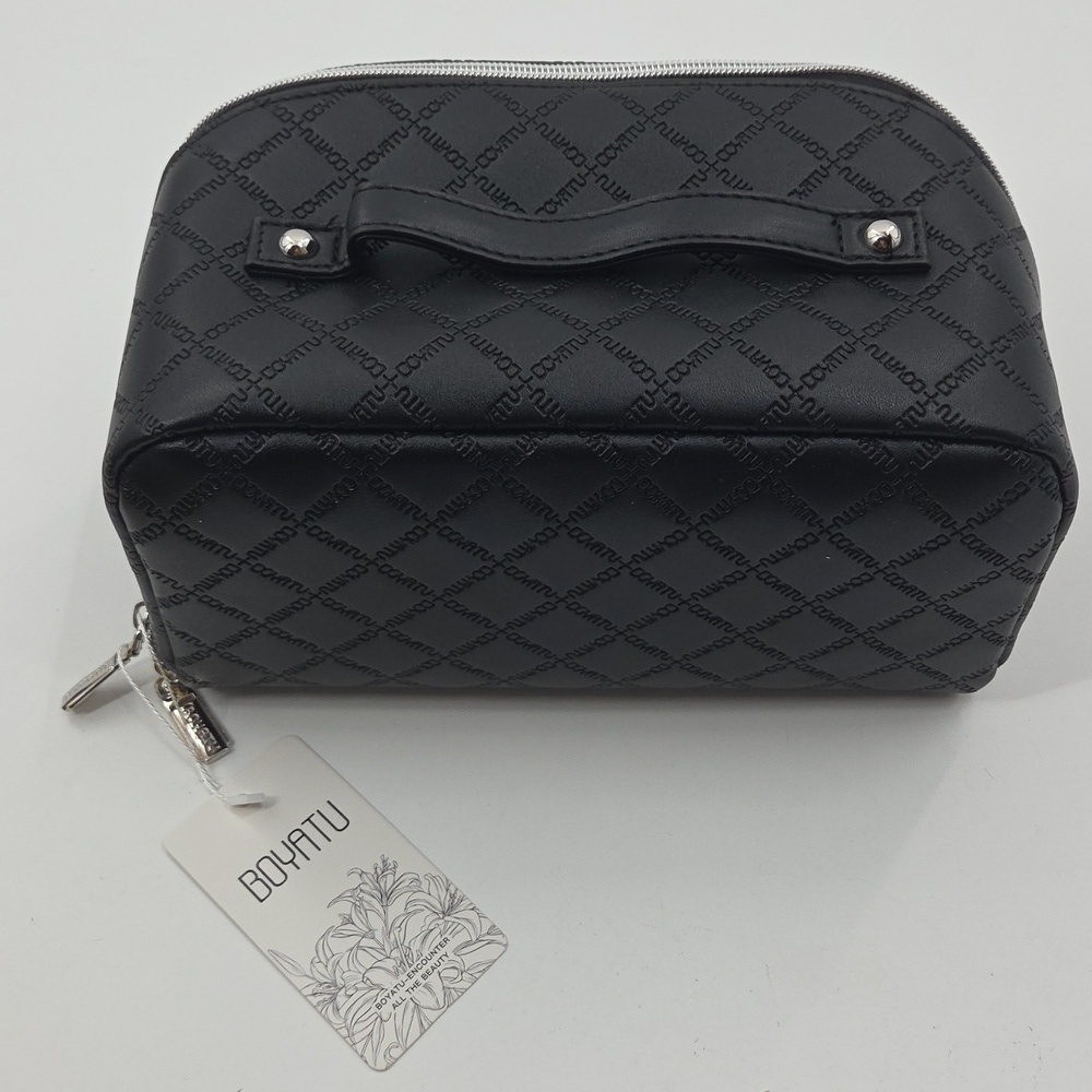 Black Checkered Toiletry Bag With Multiple Compartments - Picture 16 of 16